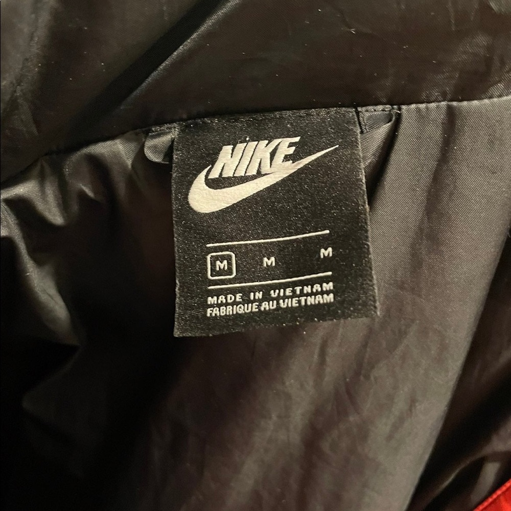 Nike puffer